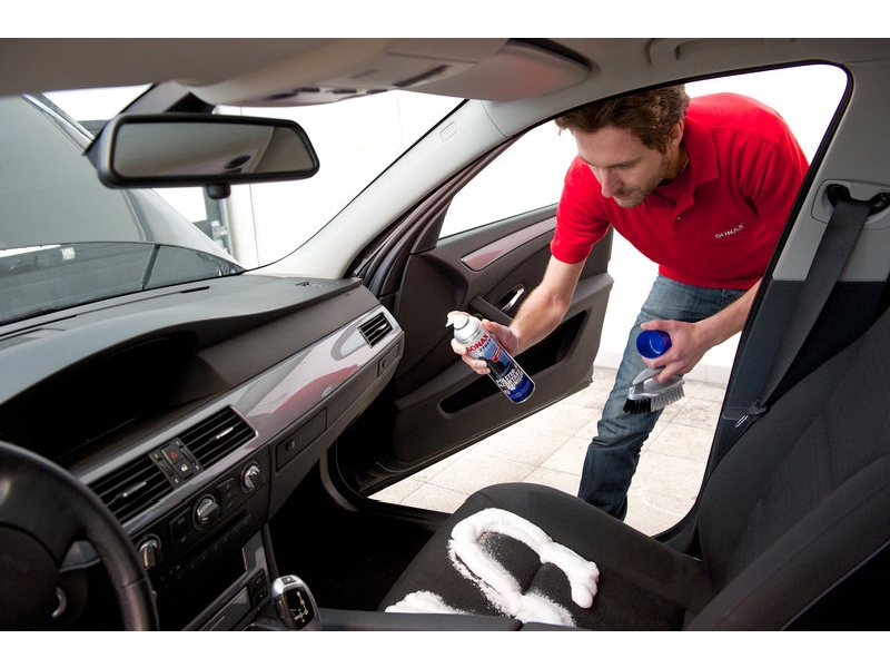 autosēdekļu tīrīšana